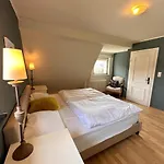 Villa Waldhaus Willingen Sauerland - Charming Near Forest For 12 Guests With Huge Garden - Nearby Winter Sports Area With Slope - Hiking And Nature
