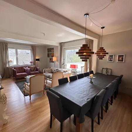 Unter Dem Ginster - Forest Villa For 12 - 1500M2 Private Garden - Near Willingen Ski Area - Hiking & Nature 빌라 브릴온