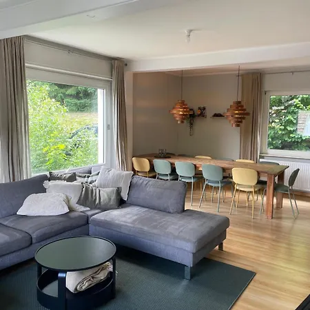 Unter Dem Ginster - Forest For 12 - 1500m2 Private Garden - Near Willingen Area - Hiking & Nature * Brilon